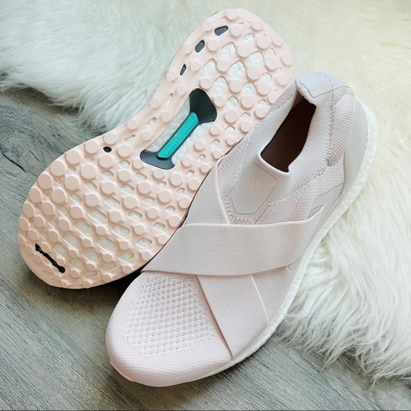 NWT Adidas Ultraboost Slip ON DNA Women’s Shoes - Picture 6 of 9